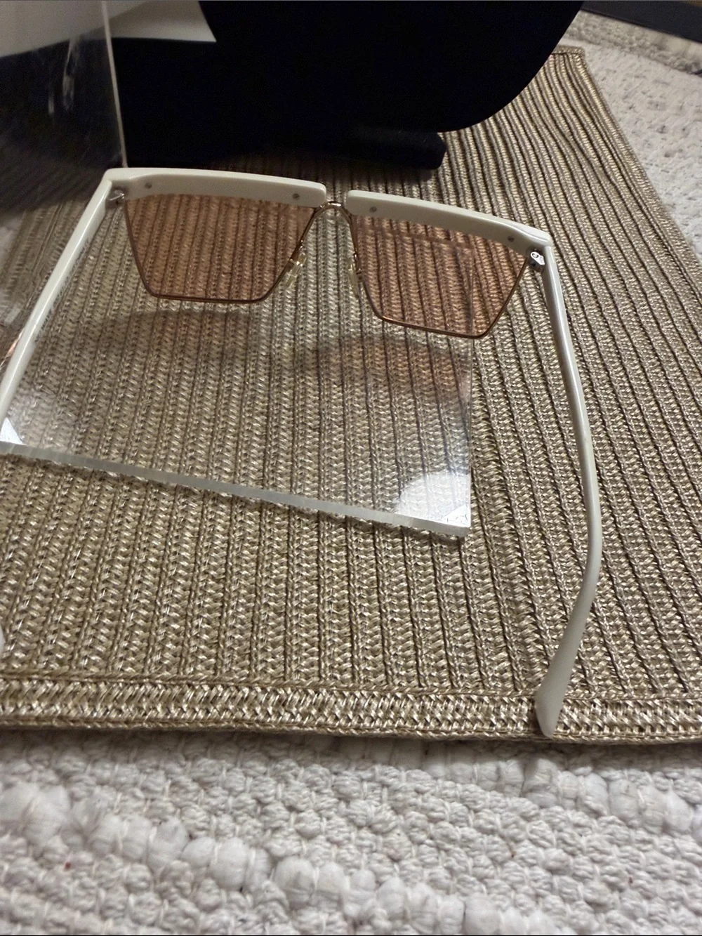 MVMT NU WAVE 002 White Geometric Shield Sunglasses Rose Gold Pink Gradient Lens